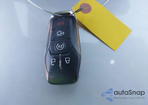 2017 Ford Mustang Ecoboost z USA, uszkodzony, nr VIN 1FA6P8TH4H5205041